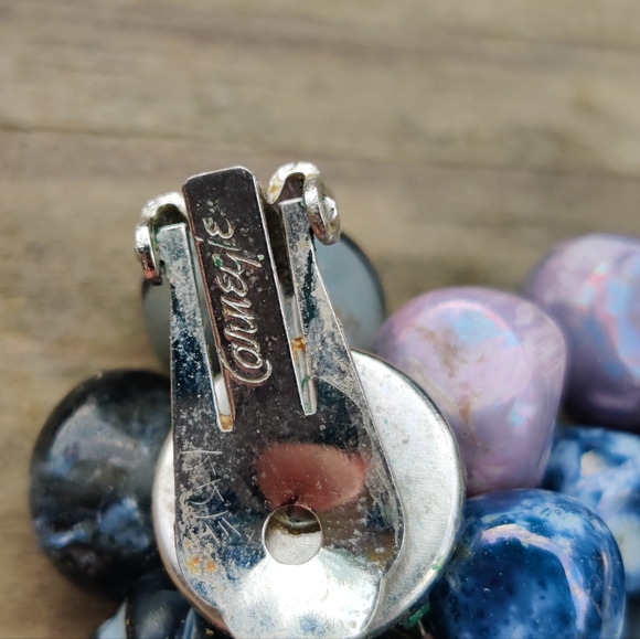 Vintage Hattie Carnegie art glass flower earrings - Picture 12 of 15